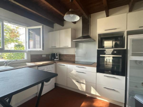 Villa 4 chambres La Palmyre avec Patio et WIFI - FR-1-705-96